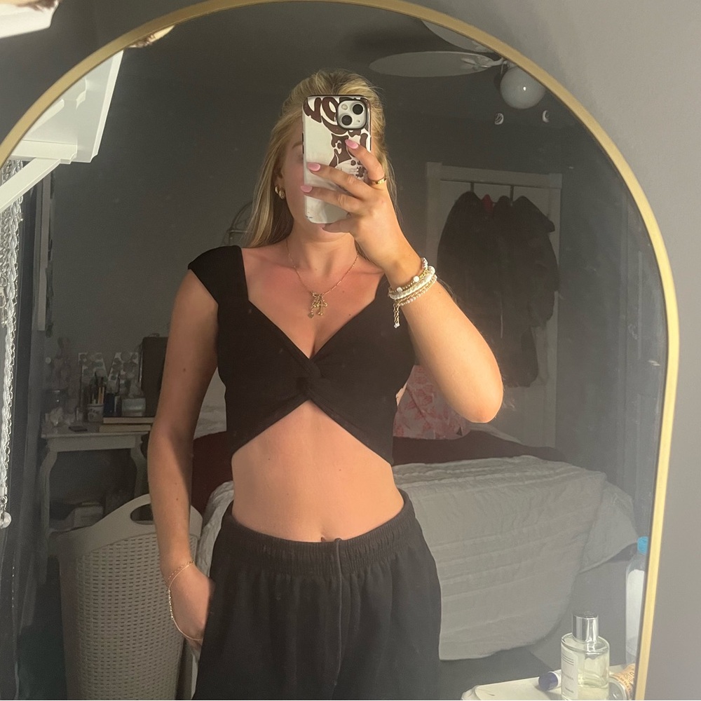 Black “going out” crop top!
